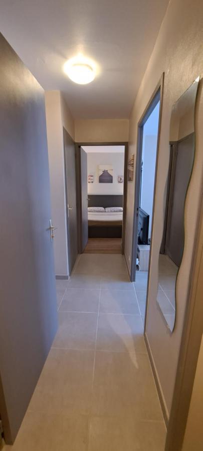 Appart T2 Standing Tout Confort Avec Balcon - Parking En Option Lione Esterno foto